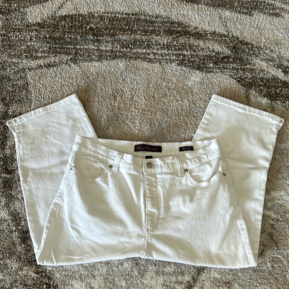 Capri jeans